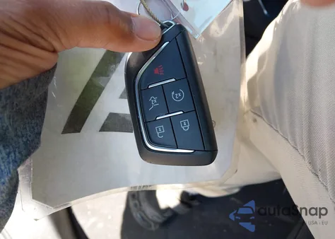 2024 Cadillac Lyriq Luxury W/1Sd from USA, damaged, VIN 1GYKPRRKXRZ124650